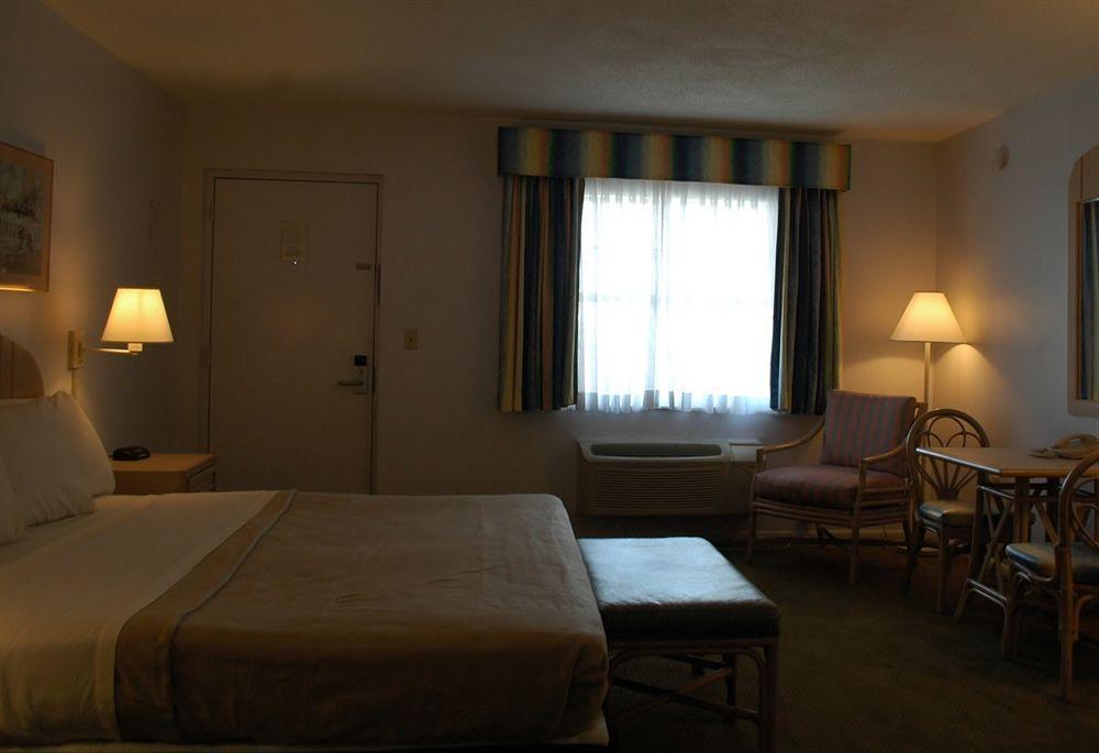 Travelodge By Wyndham Venice Venice Gardens Ngoại thất bức ảnh