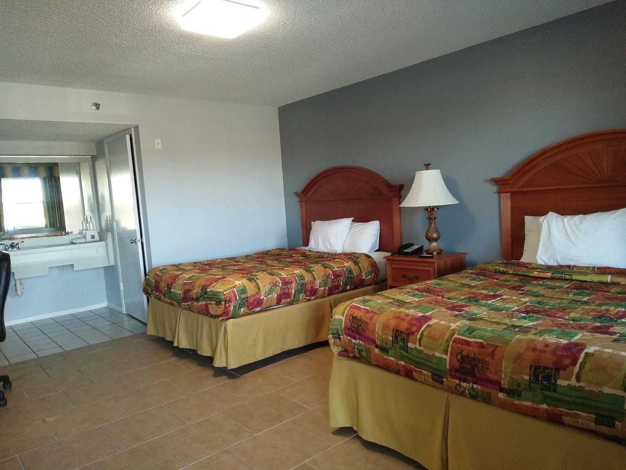 Travelodge By Wyndham Venice Venice Gardens Ngoại thất bức ảnh